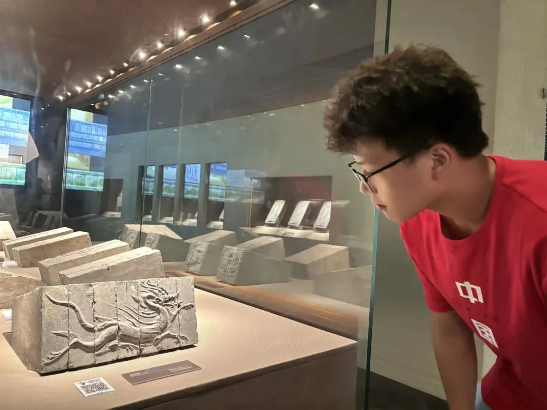 哪里能找到关于智能球衣在篮球训练中应用的信息_0